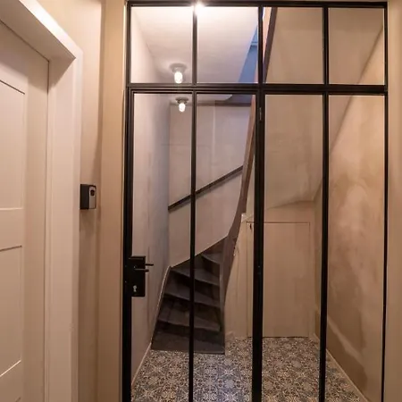 Lovely Triplex In The Heart Of Le Sablon * Brussels